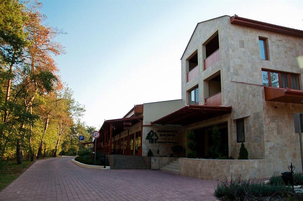 Erdospuszta Club Hotel Fenyves Дебрецен Экстерьер фото